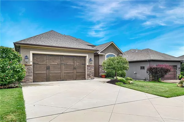 Lenexa, KS 66227,9868 Garden ST