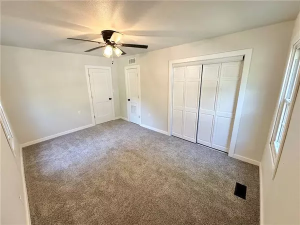 Butler, MO 64730,6 W Mill ST