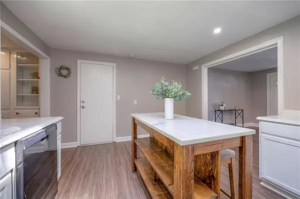 Kansas City, KS 66106,1044 S 45th TER