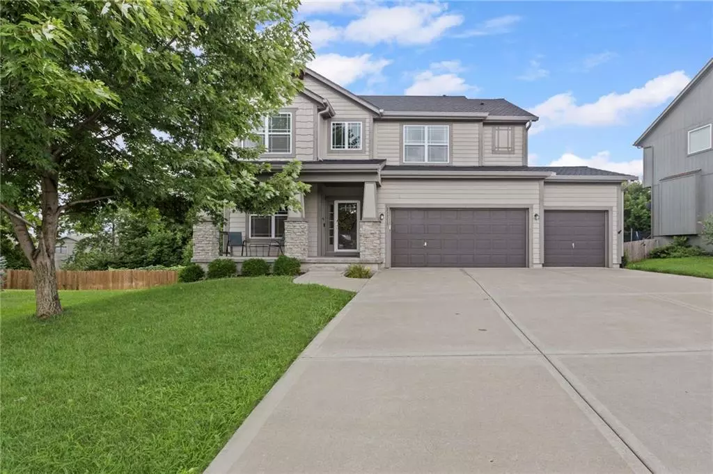 Shawnee, KS 66226,23313 W 52nd TER