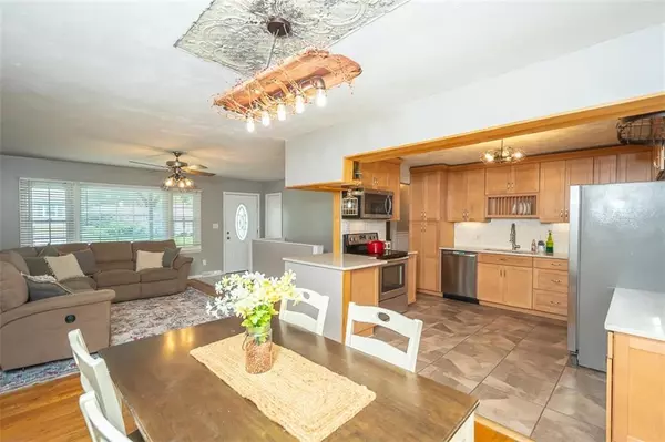 Overland Park, KS 66214,10513 W 90th ST