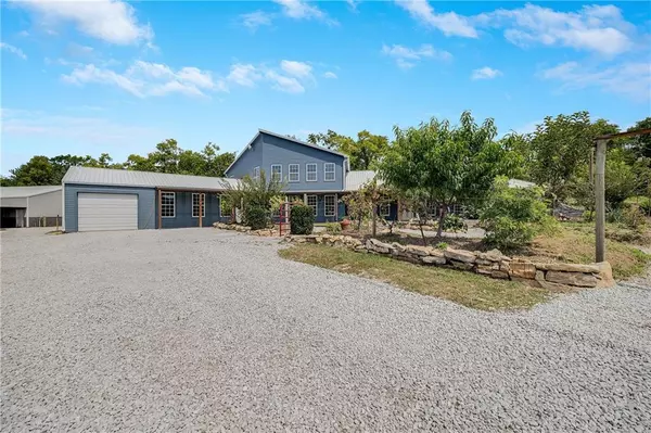 Kingsville, MO 64061,276 NW AA HWY