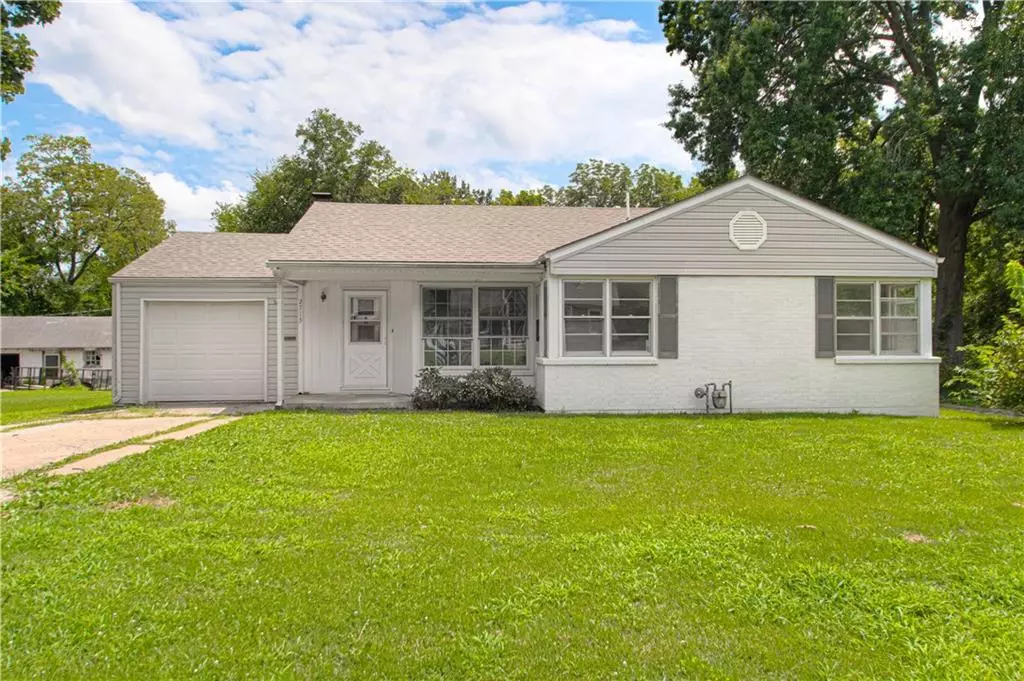 Independence, MO 64052,2713 Windsor AVE