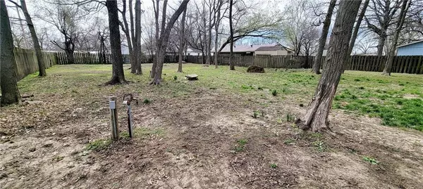 Erie, KS 66733,215 W 4th ST