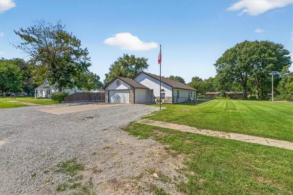 Adrian, MO 64720,520 E 2nd ST