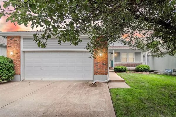 Liberty, MO 64068,864 Reese ST