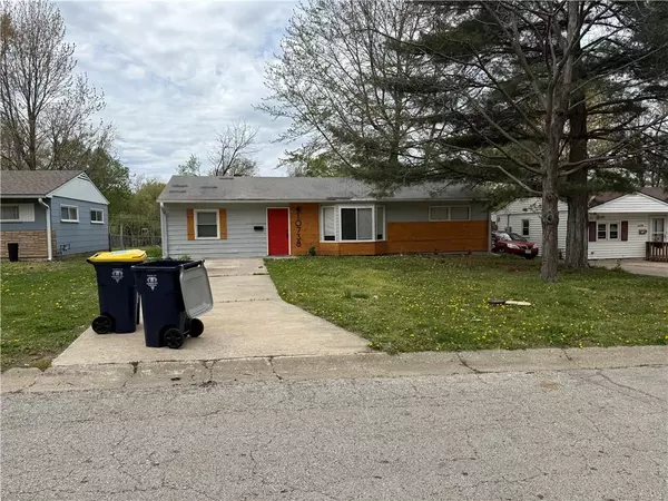 10738 Cambridge AVE,  Kansas City,  MO 64134
