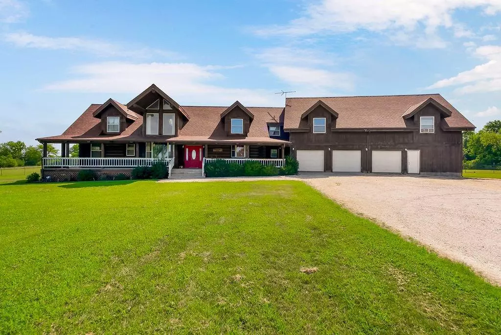 Lacygne, KS 66040,24441 Querry RD