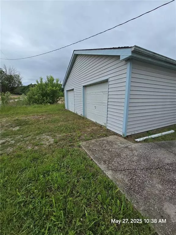 Wellington, MO 64097,15019 Waterloo RD