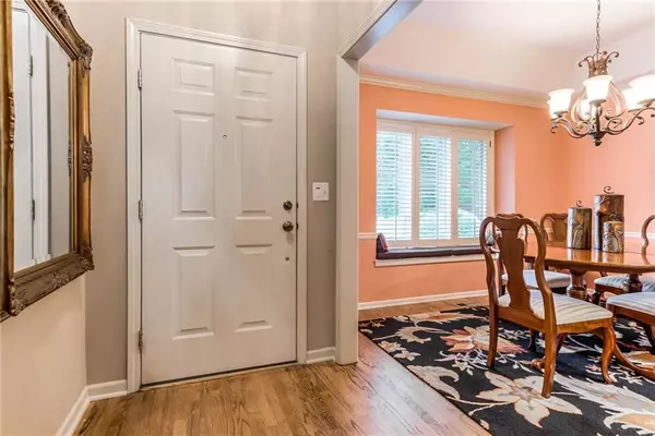 Overland Park, KS 66210,7878 W 118th PL