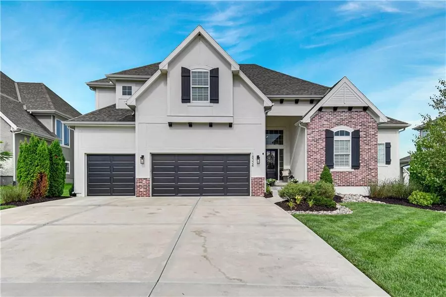 18324 Monrovia ST, Bucyrus, KS 66013