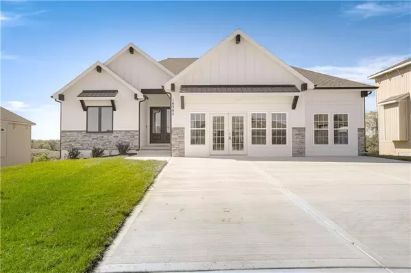 12505 N Arbor WAY, Platte City, MO 64079