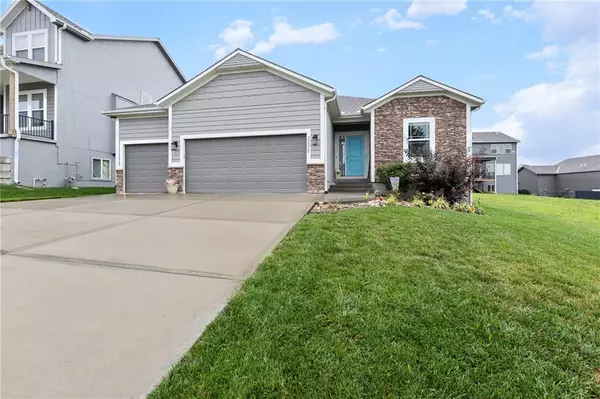 Olathe, KS 66061,25215 W 141st TER