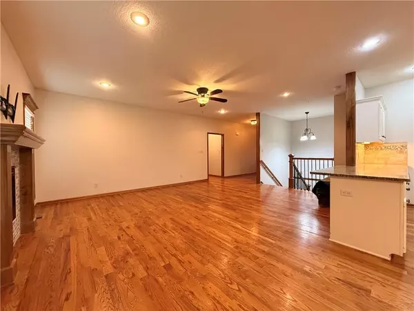 Leavenworth, KS 66048,4904 Parkway DR