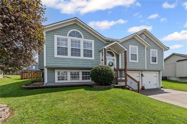 Greenwood, MO 64034,1301 Aspen DR