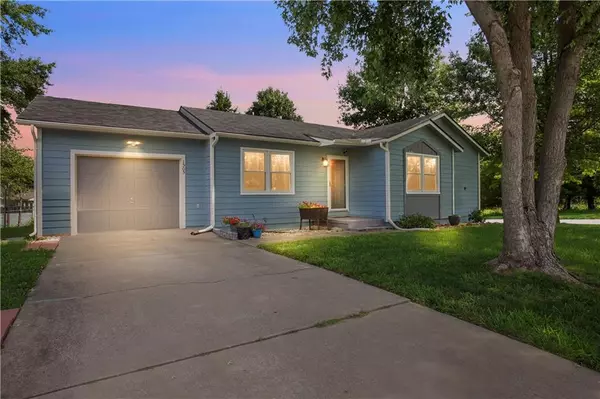 1505 Sycamore ST, Eudora, KS 66025
