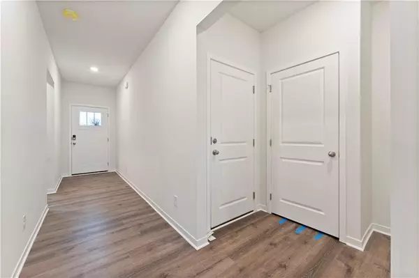 Liberty, MO 64068,520 Ella's WAY