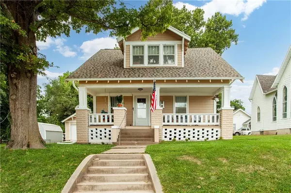 402 Bridge ST, Sweet Springs, MO 65351