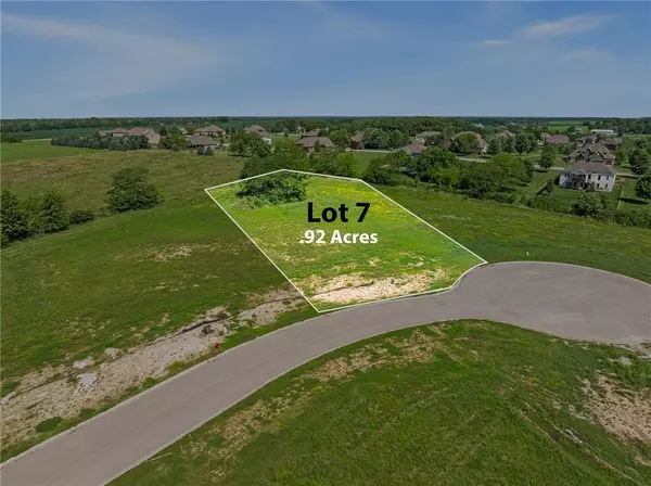 13320 Winner's CIR, Smithville, MO 64089