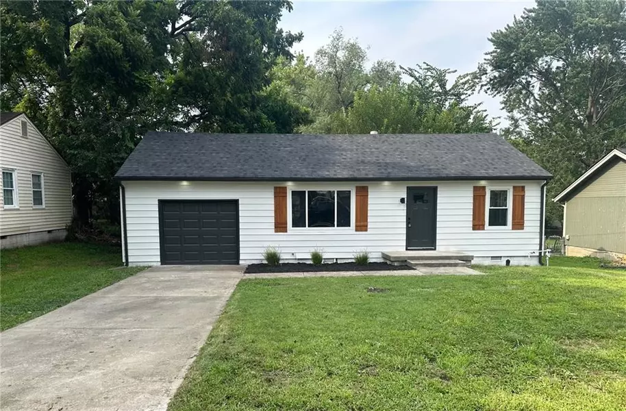 11124 W 70th ST, Shawnee, KS 66203