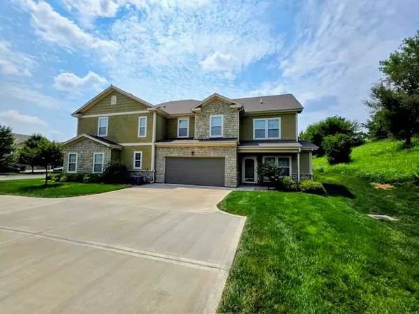 Overland Park, KS 66085,16059 Fontana ST #206