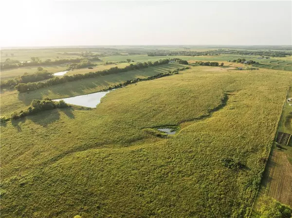 Valley Falls, KS 66088,0000 162nd ST