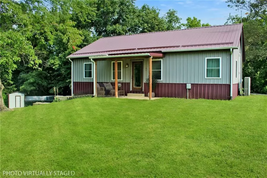 9784 Shelby RD, Higginsville, MO 64037