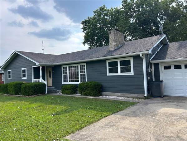 207 Maple ST, Lamar, MO 64759