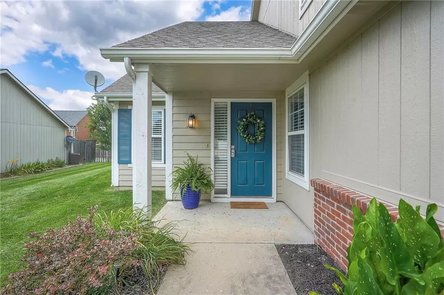 424 W Acorn ST, Gardner, KS 66030