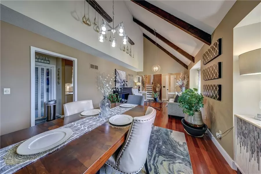 14702 W 65th TER, Shawnee, KS 66216