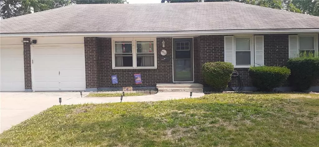 6717 N Bales AVE, Gladstone, MO 64119