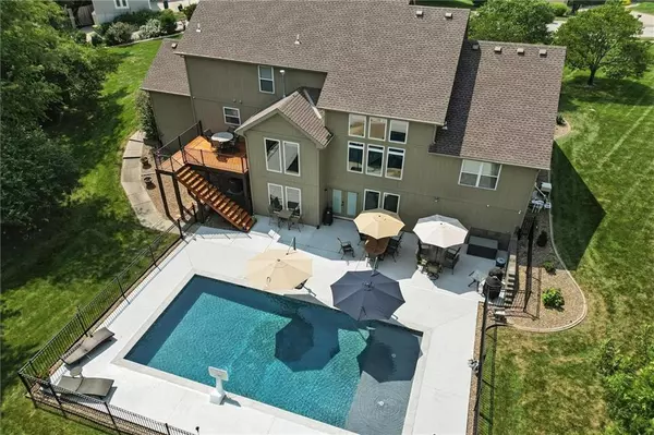 Liberty, MO 64068,1789 Red Oak CT