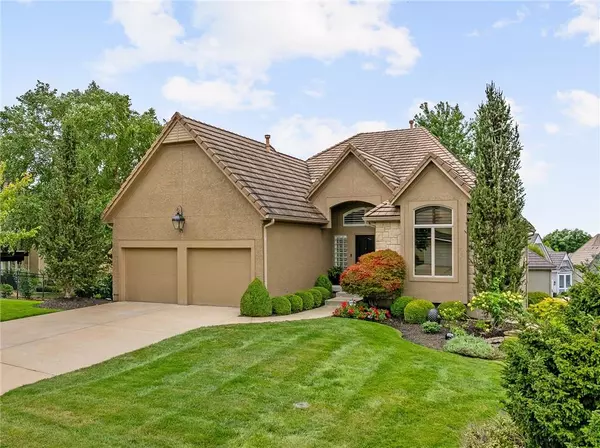 Lenexa, KS 66220,9906 Fountain CIR