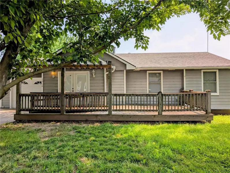 1310 Cedar ST, Eudora, KS 66025