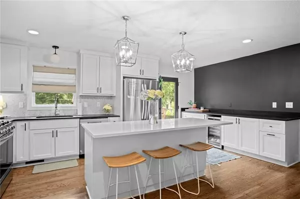 Overland Park, KS 66207,5600 W 92nd TER