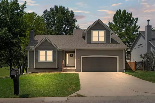 Shawnee, KS 66226,5908 Meadowsweet LN