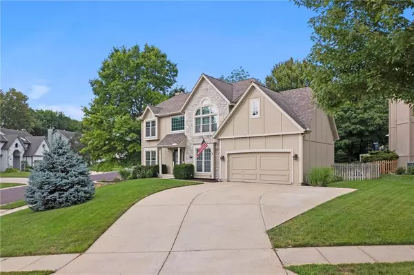 Overland Park, KS 66223,15522 Beverly CT