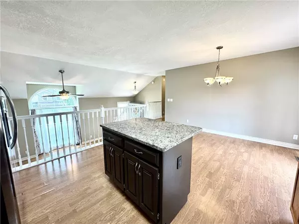 Shawnee, KS 66218,21322 W 52nd ST