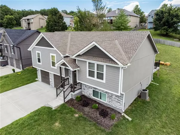 Grain Valley, MO 64029,801 SW Apple Grove CT