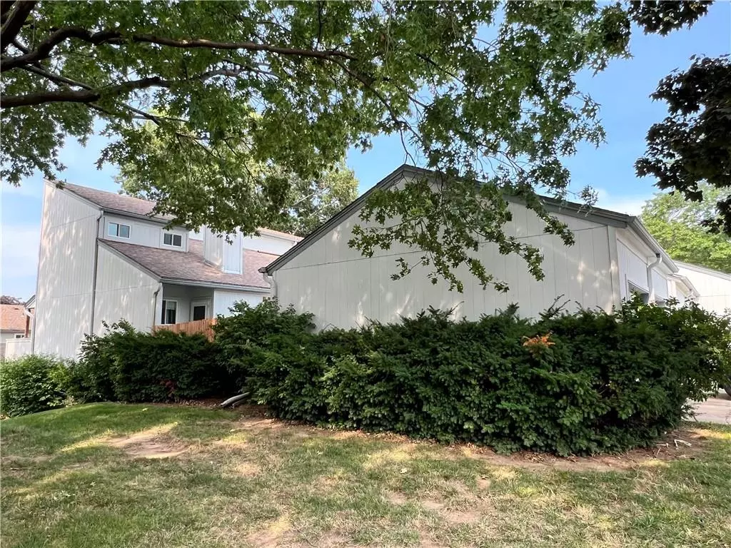 Shawnee, KS 66216,12914 W 67TH ST