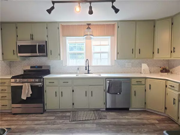 Girard, KS 66743,404 W Buffalo ST