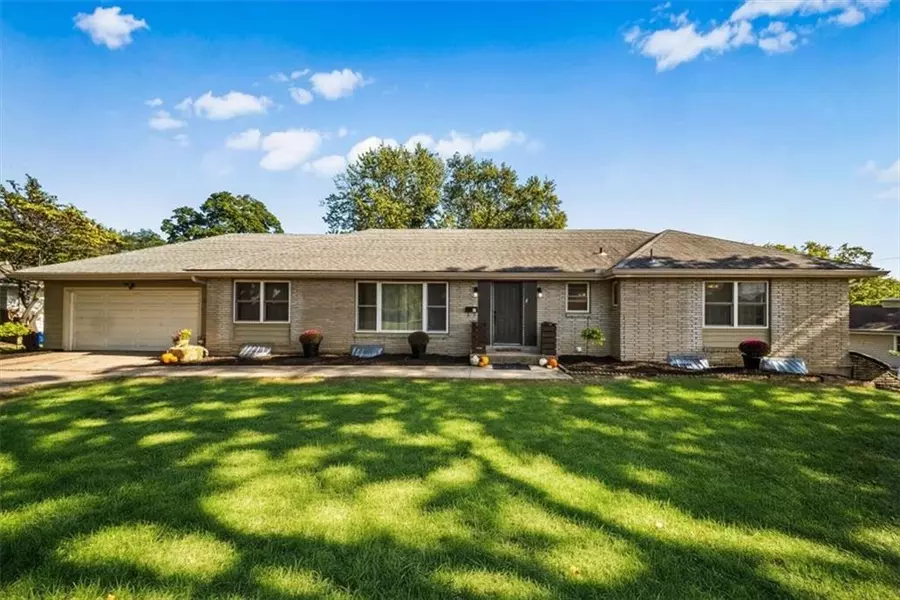 12511 JACKSON AVE, Grandview, MO 64030