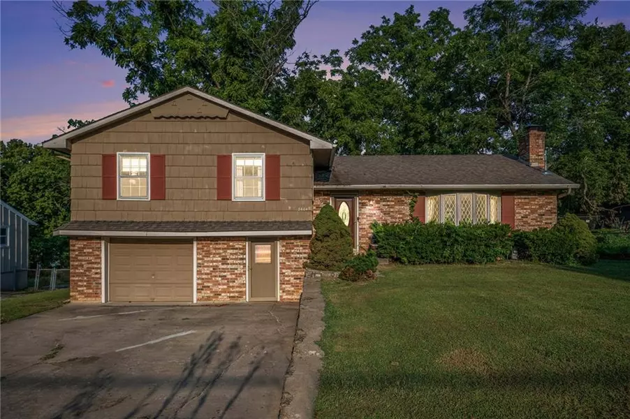 2604 S 74th ST, Kansas City, KS 66106