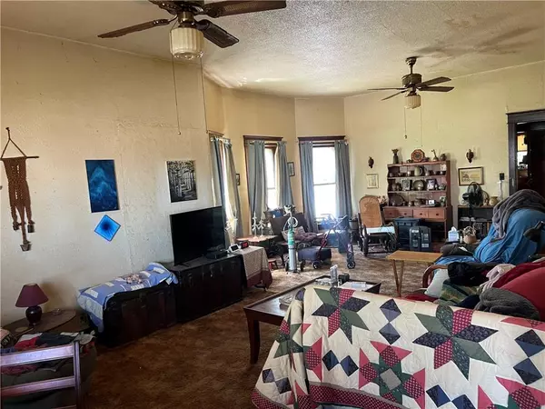 Pleasant Hill, MO 64080,213 S Front ST