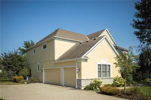 Leawood, KS 66224,14601 Reinhardt LN