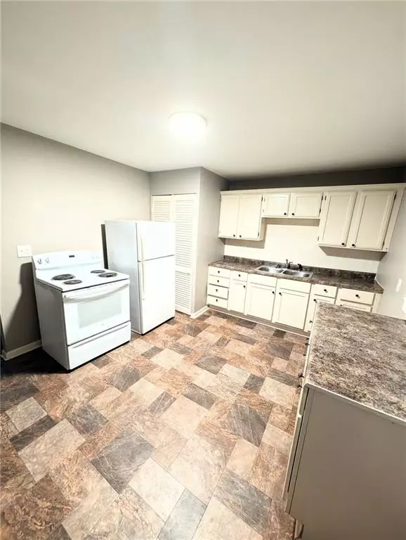 Kansas City, MO 64134,10308 Richmond AVE