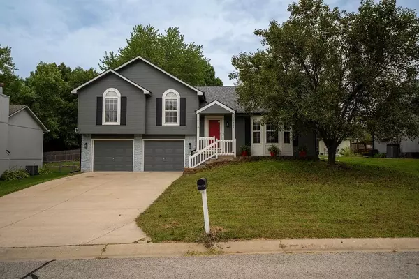 Edwardsville, KS 66111,10506 Shelton AVE