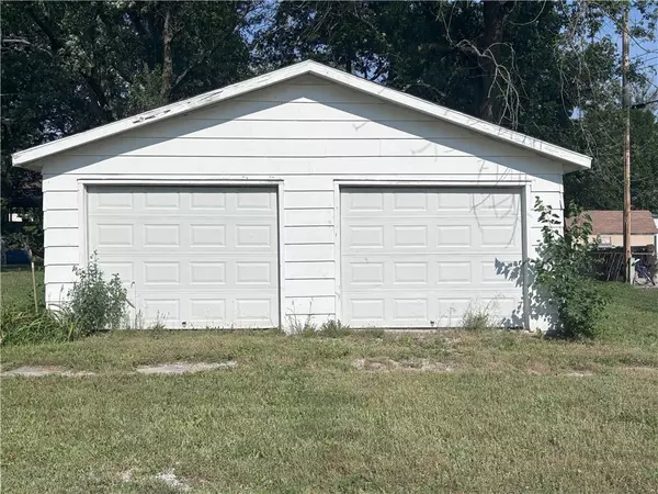 Drexel, MO 64742,321 N 3rd ST