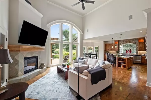Loch Lloyd, MO 64012,16813 Highland Ridge DR