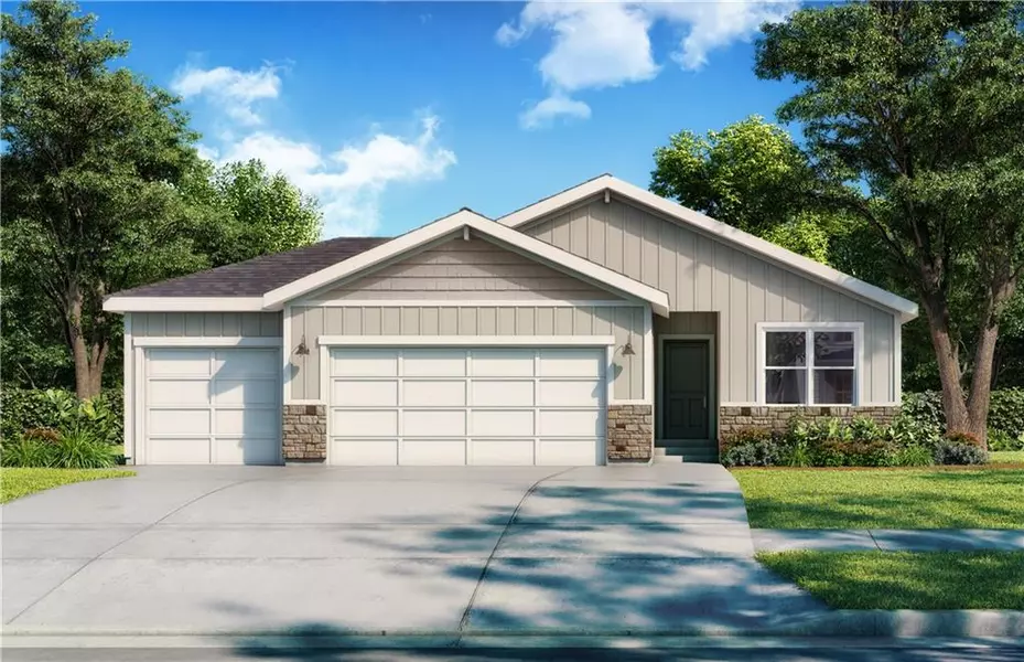 810 Glenn CIR, Raymore, MO 64083
